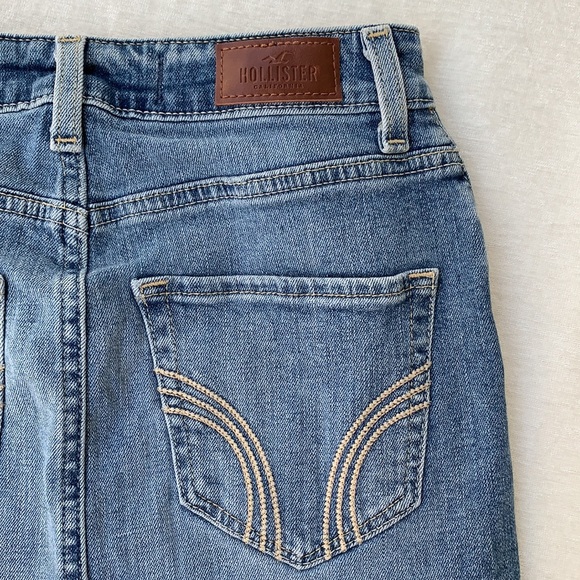 Hollister Distressed High Rise Vintage Stretch Jean Mini Skirt - Picture 10 of 13